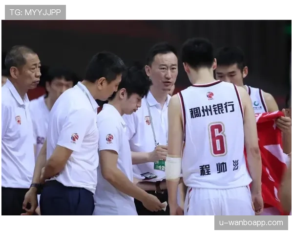防守犯规与进攻犯规的区别详解:别再傻傻分不清!